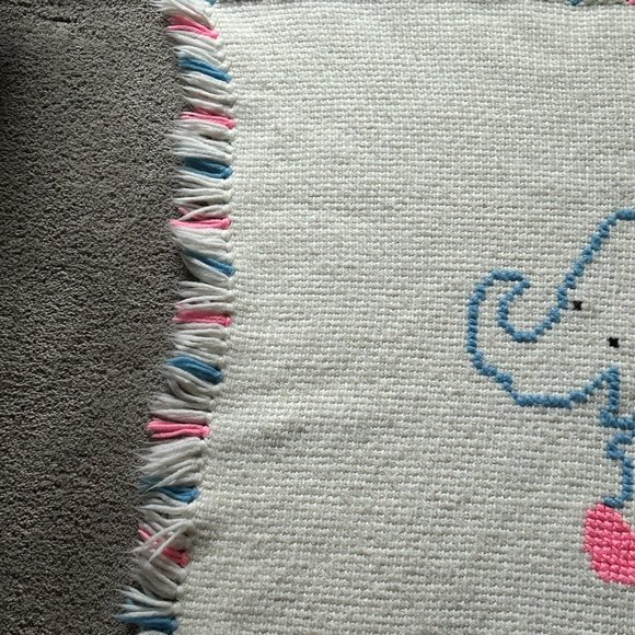Vintage Handmade Baby Blanket - Picture 5 of 6